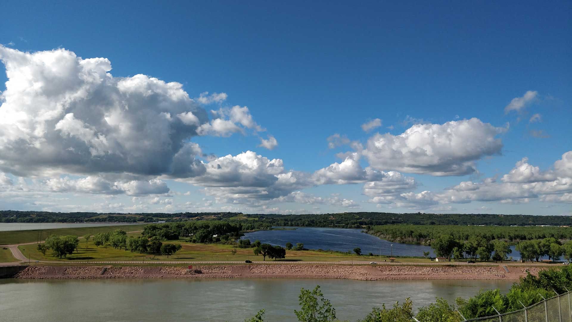 Day 3 Eau Galle to Cottonwood Campground, Yankton SD (603 km